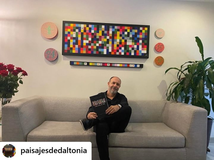 Imagen de instagram compartida por @autoreseditores